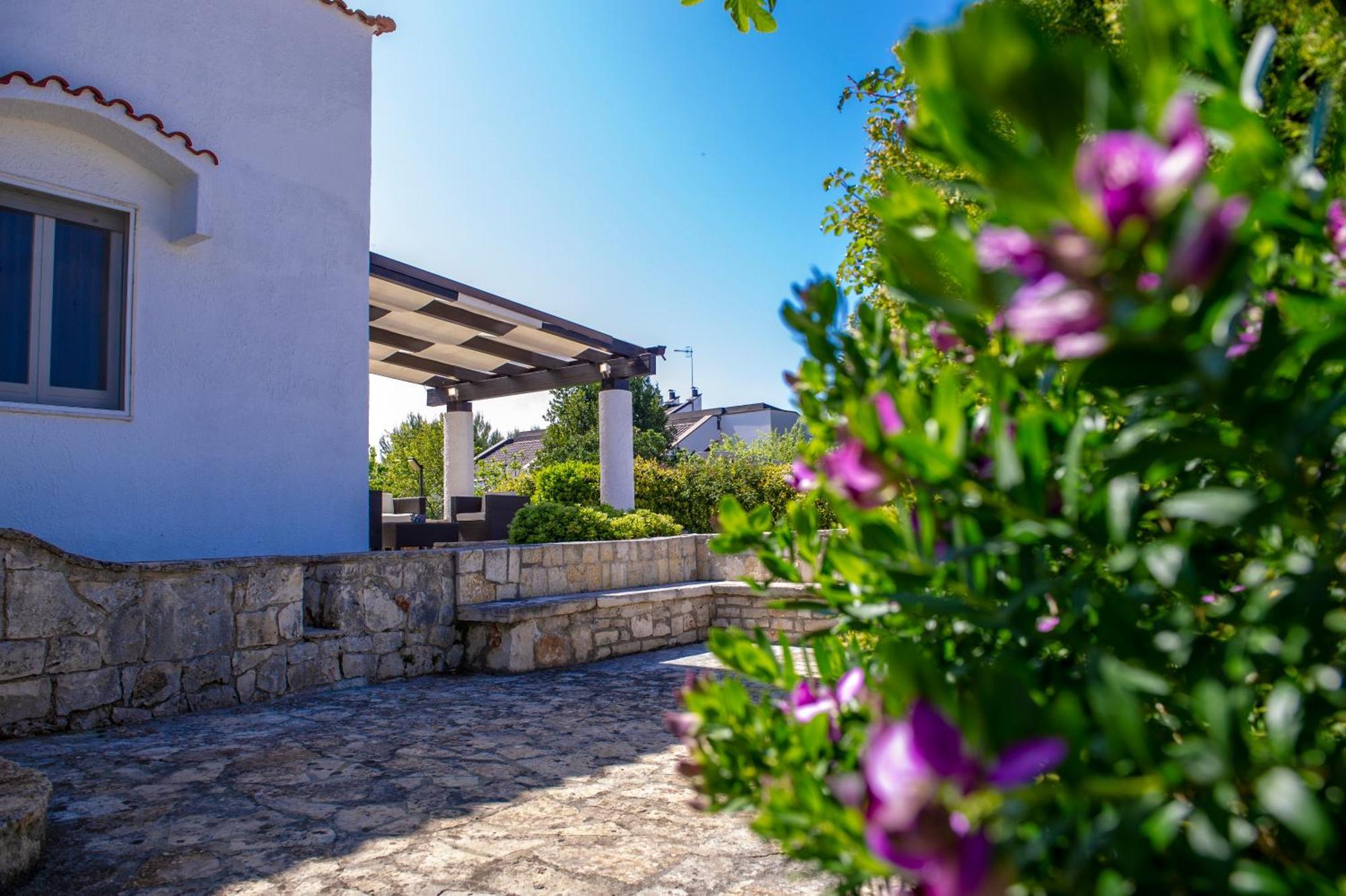Bouganvilla Polignano a Mare Exterior photo